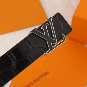 LOUIS VUITTON BELT - B0291