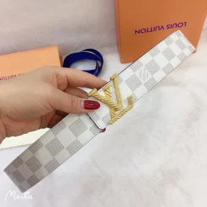 LOUIS VUITTON BELT - B0299