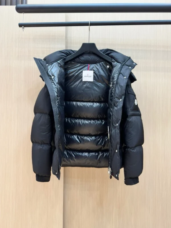 Moncler Vezere Short Down Jacket - MC138